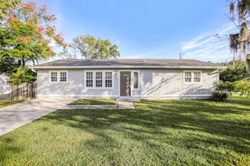 801 W Arizona Ave De Land, FL 32720